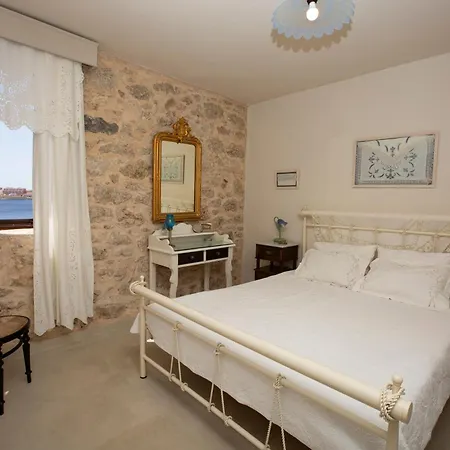 Electra Chalki Town